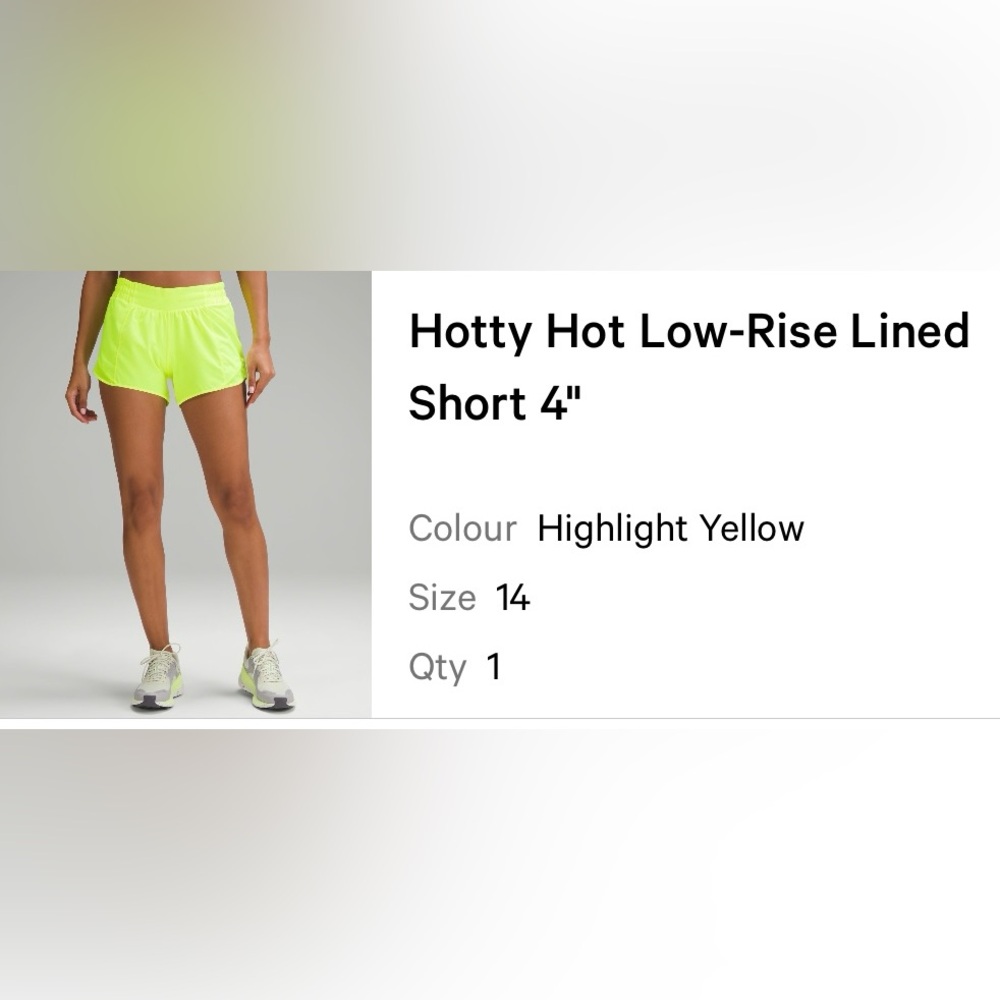 Lululemonn Hotty Hot shorts 4” low rise